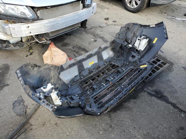 Photo 12 from auction – 2018 FORD ESCAPE SE with VIN 1FMCU9GD4JUB65442