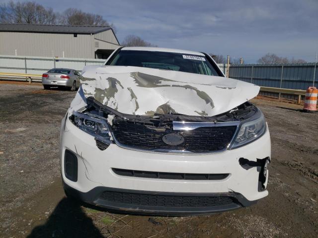 Photo 5 from auction – 2015 KIA SORENTO LX with VIN 5XYKTCA65FG650529