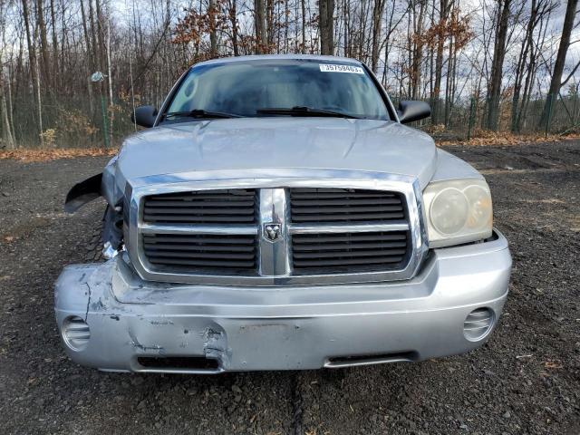 Photo 5 from auction – 2005 DODGE DAKOTA QUA with VIN 1D7HW28K35S219667
