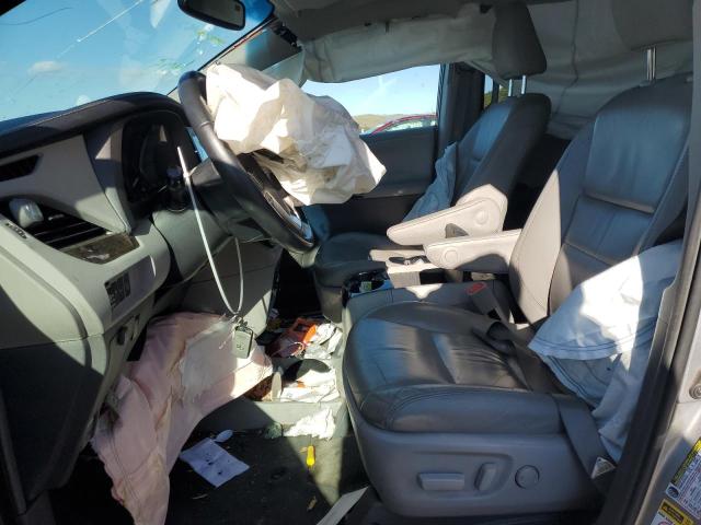 Photo 7 from auction – 2017 TOYOTA SIENNA XLE with VIN 5TDYZ3DC4HS849300