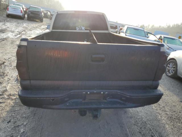 Photo 6 from auction – 2005 CHEVROLET SILVERADO with VIN 1GCEK19T35E177431