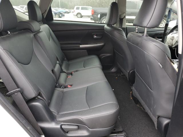 Photo 11 from auction – 2015 TOYOTA PRIUS V with VIN JTDZN3EU2FJ038600