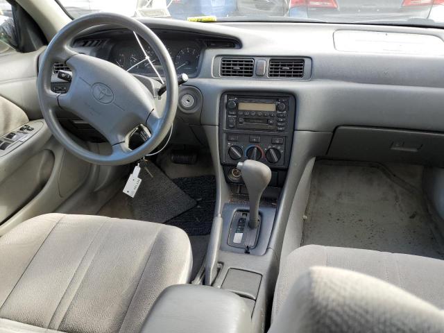 Photo 8 from auction – 2000 TOYOTA CAMRY CE with VIN 4T1BG22K4YU684100