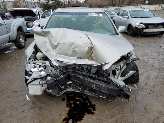 Photo 5 from auction – 2005 TOYOTA CAMRY LE with VIN 4T1BF30K05U616111