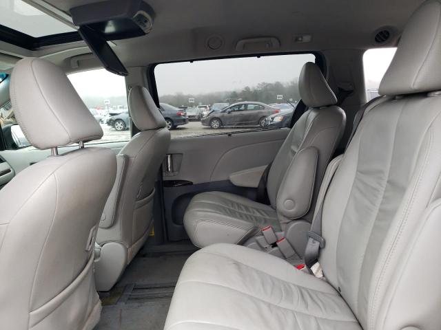 Photo 11 from auction – 2011 TOYOTA SIENNA XLE with VIN 5TDYK3DC5BS127815