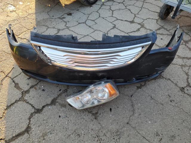 Photo 13 from auction – 2014 CHRYSLER TOWN & COU with VIN 2C4RC1BG8ER444075
