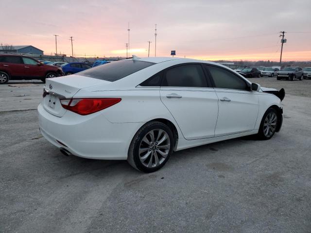Photo 3 from auction – 2011 HYUNDAI SONATA SE with VIN 5NPEC4ACXBH099218
