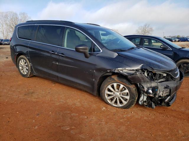 Photo 4 from auction – 2018 CHRYSLER PACIFICA T with VIN 2C4RC1FG8JR295221