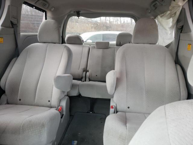 Photo 10 from auction – 2011 TOYOTA SIENNA LE with VIN 5TDJK3DC9BS018646