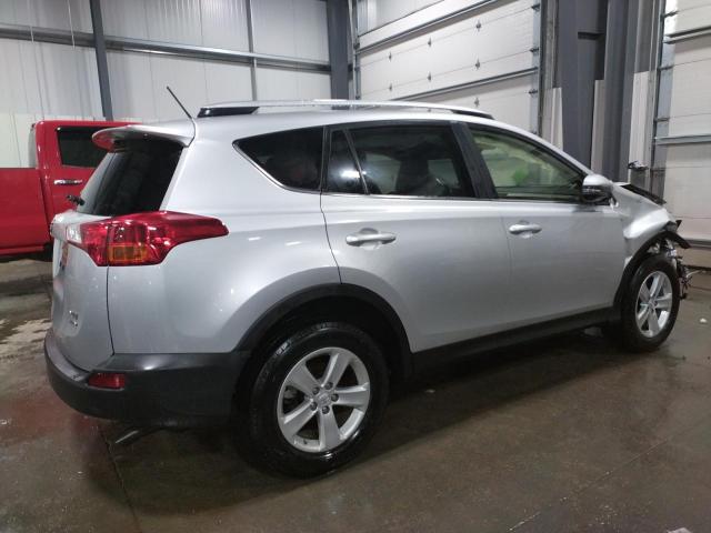 Photo 3 from auction – 2013 TOYOTA RAV4 XLE with VIN JTMRFREV1D5022077