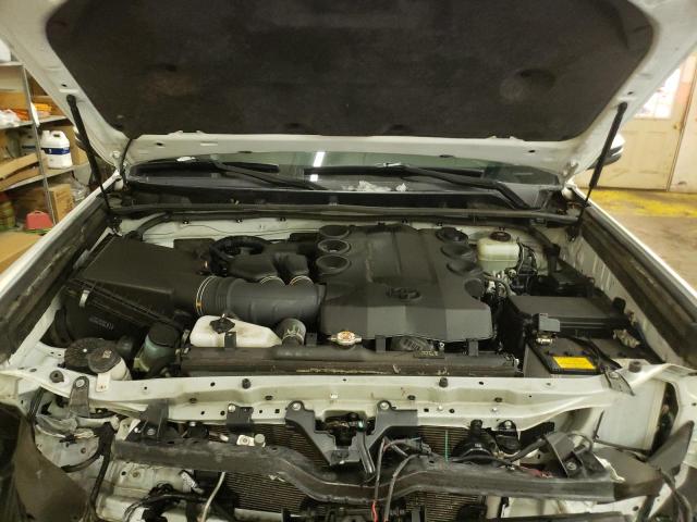 Photo 12 from auction – 2020 TOYOTA 4RUNNER SR with VIN JTEBU5JRXL5761077