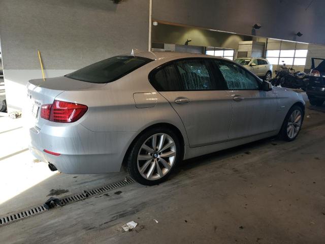 Photo 3 from auction – 2011 BMW 535 XI with VIN WBAFU7C55BC778176