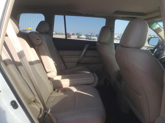 Photo 11 from auction – 2011 TOYOTA HIGHLANDER with VIN 5TDZK3EH9BS029577