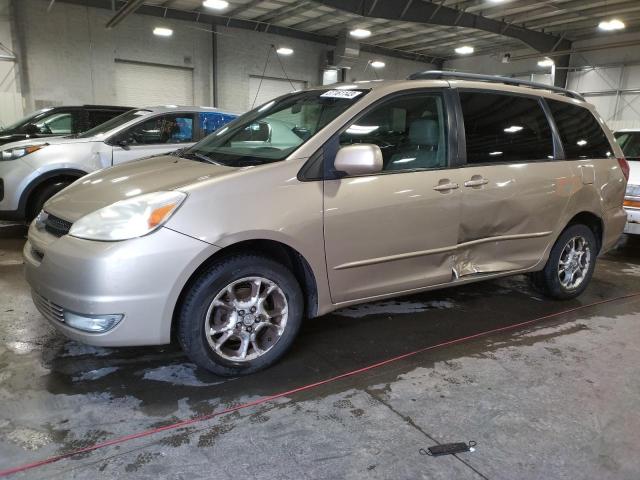 TOYOTA SIENNA XLE 2004 with VIN 5TDBA22C74S022587 - Photo from auction