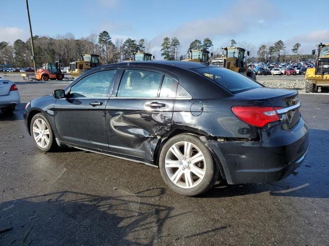 Photo 2 from auction – 2013 CHRYSLER 200 LX with VIN 1C3CCBAB7DN761475
