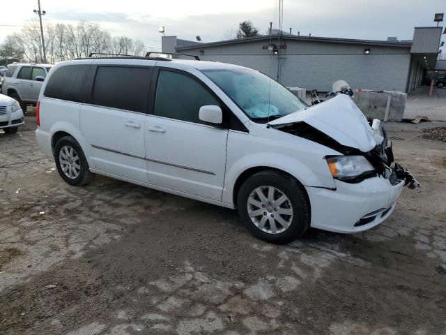 Photo 4 from auction – 2016 CHRYSLER TOWN & COU with VIN 2C4RC1BG5GR205697
