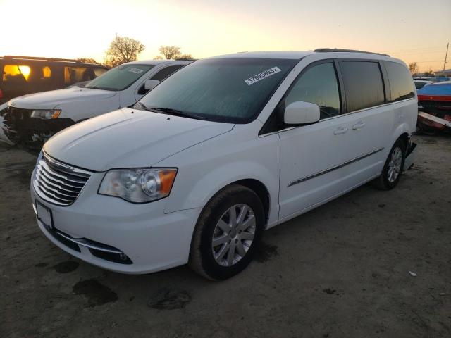 CHRYSLER TOWN & COU 2015 with VIN 2C4RC1BG3FR545011 - Photo from auction
