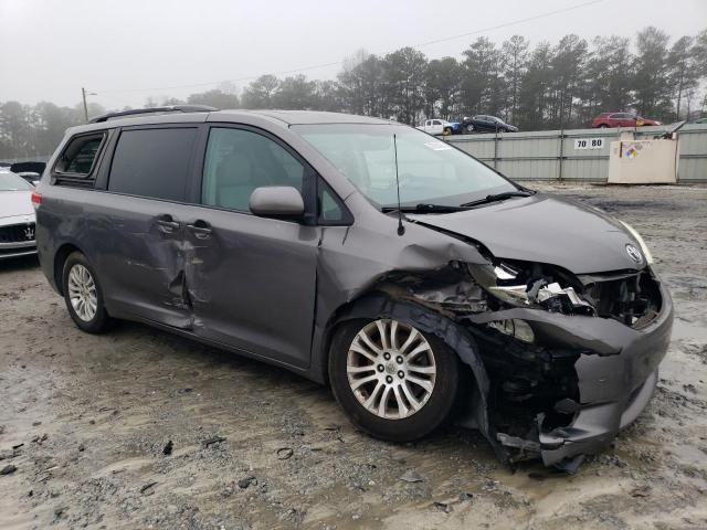 Photo 4 from auction – 2011 TOYOTA SIENNA XLE with VIN 5TDYK3DC5BS127815