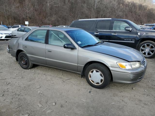 Photo 4 from auction – 2000 TOYOTA CAMRY CE with VIN 4T1BG22K4YU684100