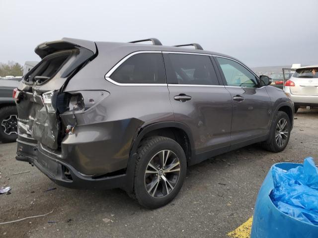 Photo 3 from auction – 2019 TOYOTA HIGHLANDER with VIN 5TDBZRFHXKS956392