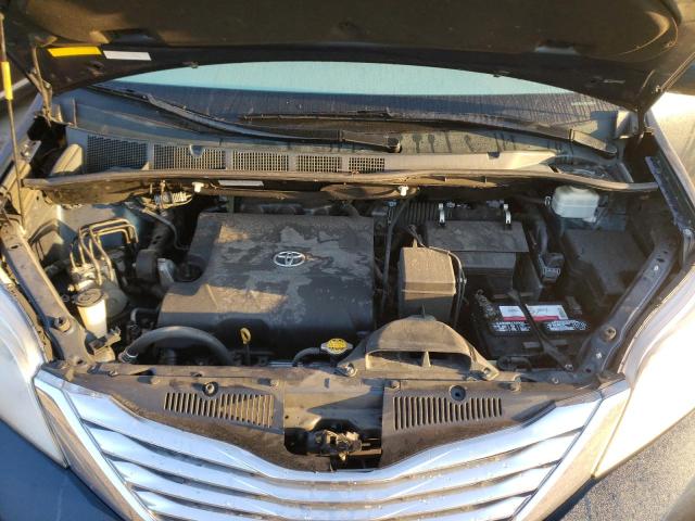 Photo 12 from auction – 2012 TOYOTA SIENNA XLE with VIN 5TDDK3DC1CS046181