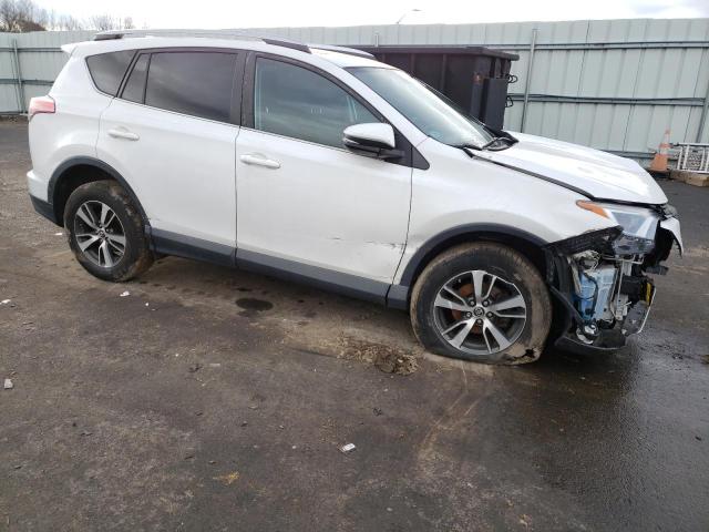 Photo 4 from auction – 2016 TOYOTA RAV4 XLE with VIN 2T3WFREV5GW257856