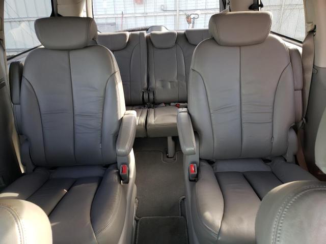 Zdjęcie 10 z aukcji – 2007 HYUNDAI ENTOURAGE z VIN KNDMC233576022299