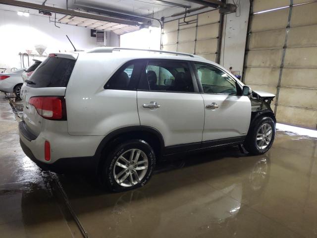 Photo 3 from auction – 2015 KIA SORENTO LX with VIN 5XYKTDA79FG600778