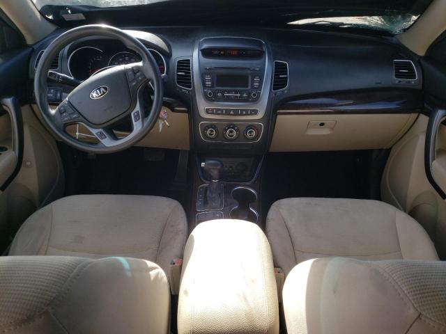 Photo 8 from auction – 2015 KIA SORENTO LX with VIN 5XYKTCA65FG650529