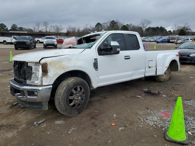 FORD F250 SUPER 2017 with VIN 1FT7X2A69HEB83051 - Photo from auction