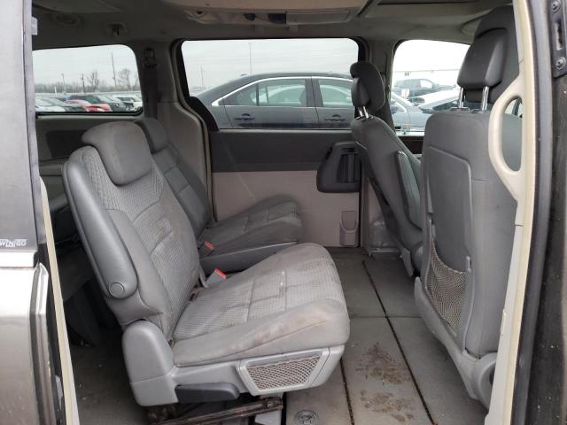 Photo 11 from auction – 2010 CHRYSLER TOWN & COU with VIN 2A4RR5DX8AR301036