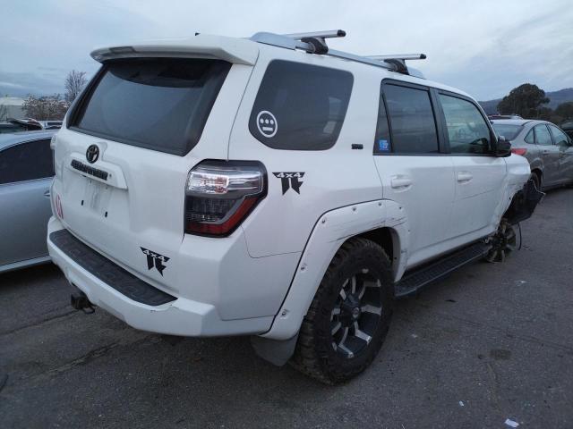 Photo 3 from auction – 2016 TOYOTA 4RUNNER SR with VIN JTEBU5JR2G5355977