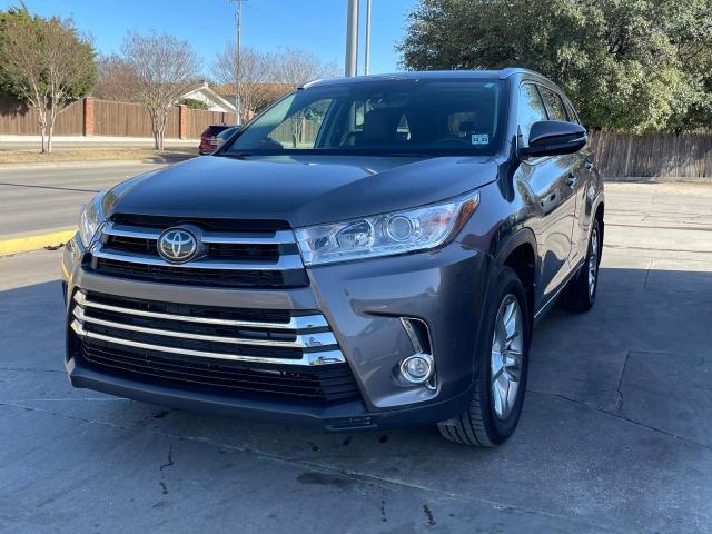 Photo 2 from auction – 2019 TOYOTA HIGHLANDER with VIN 5TDDZRFH2KS943791