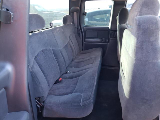 Photo 10 from auction – 2001 CHEVROLET SILVERADO with VIN 2GCEC19TX11183087