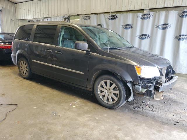 Photo 4 from auction – 2016 CHRYSLER TOWN & COU with VIN 2C4RC1BG2GR239726