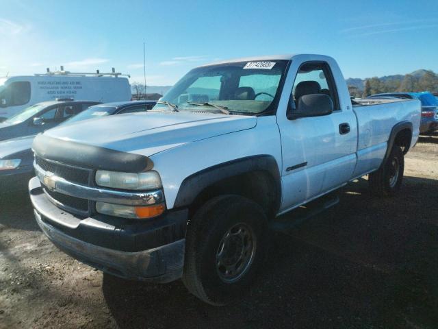 CHEVROLET SILVERADO 2002 с VIN 1GCHC24U62E102914 - Фото с аукциона