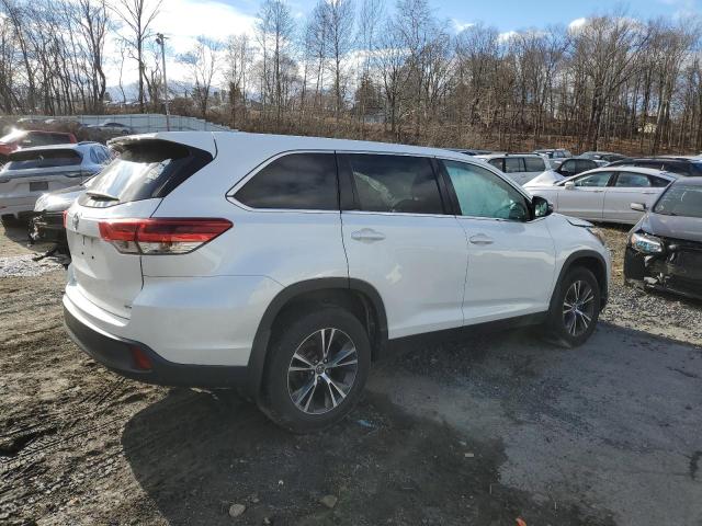 Photo 3 from auction – 2019 TOYOTA HIGHLANDER with VIN 5TDBZRFHXKS960202