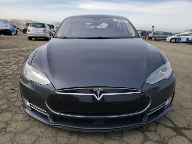 Photo 5 from auction – 2014 TESLA MODEL S with VIN 5YJSA1H17EFP57544