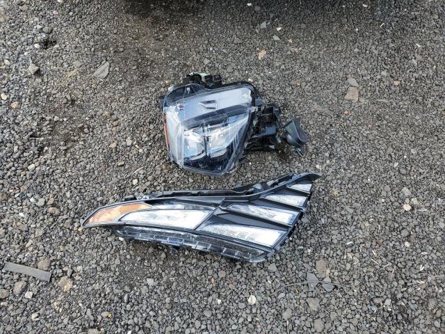 Photo 13 from auction – 2022 HYUNDAI TUCSON SEL with VIN 5NMJBCAE2NH080242
