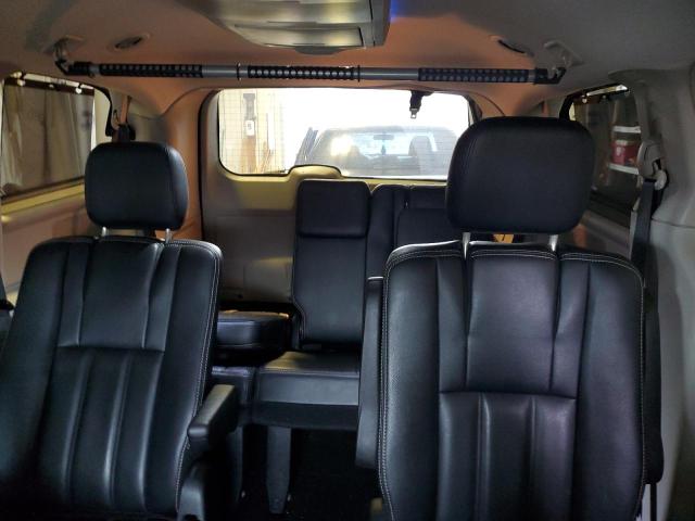 Photo 10 from auction – 2016 CHRYSLER TOWN & COU with VIN 2C4RC1BG2GR239726