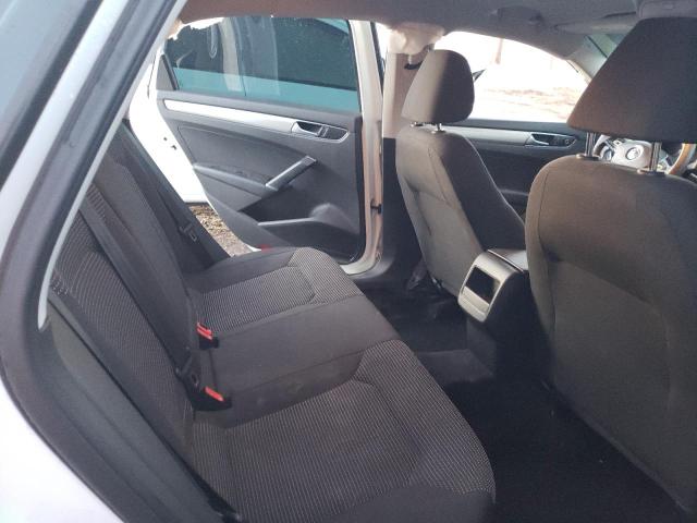 Photo 10 from auction – 2016 VOLKSWAGEN PASSAT with VIN 1VWAS7A36GC023790