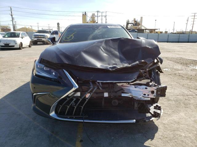 Photo 5 from auction – 2022 LEXUS ES 300H BA with VIN 58AEA1C14NU021936