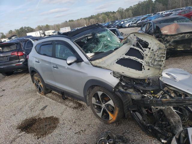 Photo 4 from auction – 2016 HYUNDAI TUCSON LIM with VIN KM8J33A23GU206974