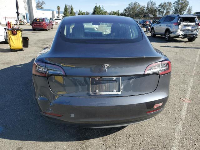 Photo 6 from auction – 2018 TESLA MODEL 3 with VIN 5YJ3E1EA1JF012747