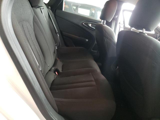 Photo 10 from auction – 2016 CHRYSLER 200 LIMITE with VIN 1C3CCCAB5GN130492