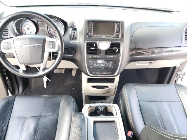 Photo 8 from auction – 2016 CHRYSLER TOWN & COU with VIN 2C4RC1BG4GR294484