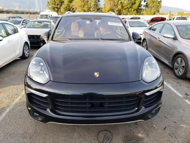 Photo 5 from auction – 2017 PORSCHE CAYENNE SE with VIN WP1AE2A26HLA71147