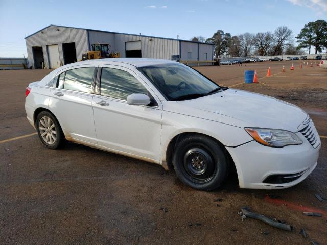 Photo 4 from auction – 2013 CHRYSLER 200 TOURIN with VIN 1C3CCBBG2DN678028