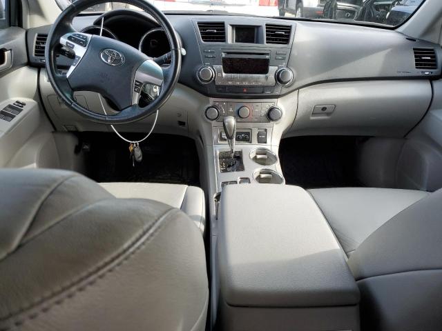 Photo 8 from auction – 2011 TOYOTA HIGHLANDER with VIN 5TDBK3EH4BS072323
