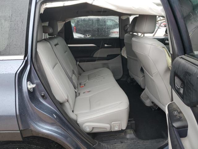 Photo 11 from auction – 2019 TOYOTA HIGHLANDER with VIN 5TDJGRFH8KS072369